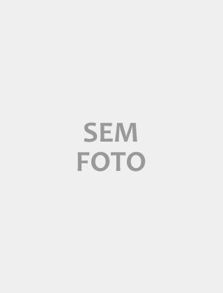 Sexo anal com branquinha magrinha dando no pelo